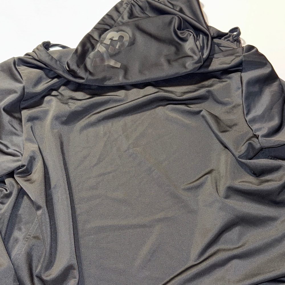 2007 Adidas Y-3 Jacket with Vibrant Orange Emblem inside ZERO FLAWS - Picture 8 of 9